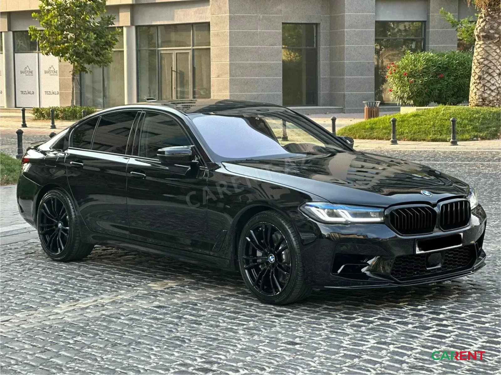 BMW 528i 2022 — rent a car Bakı