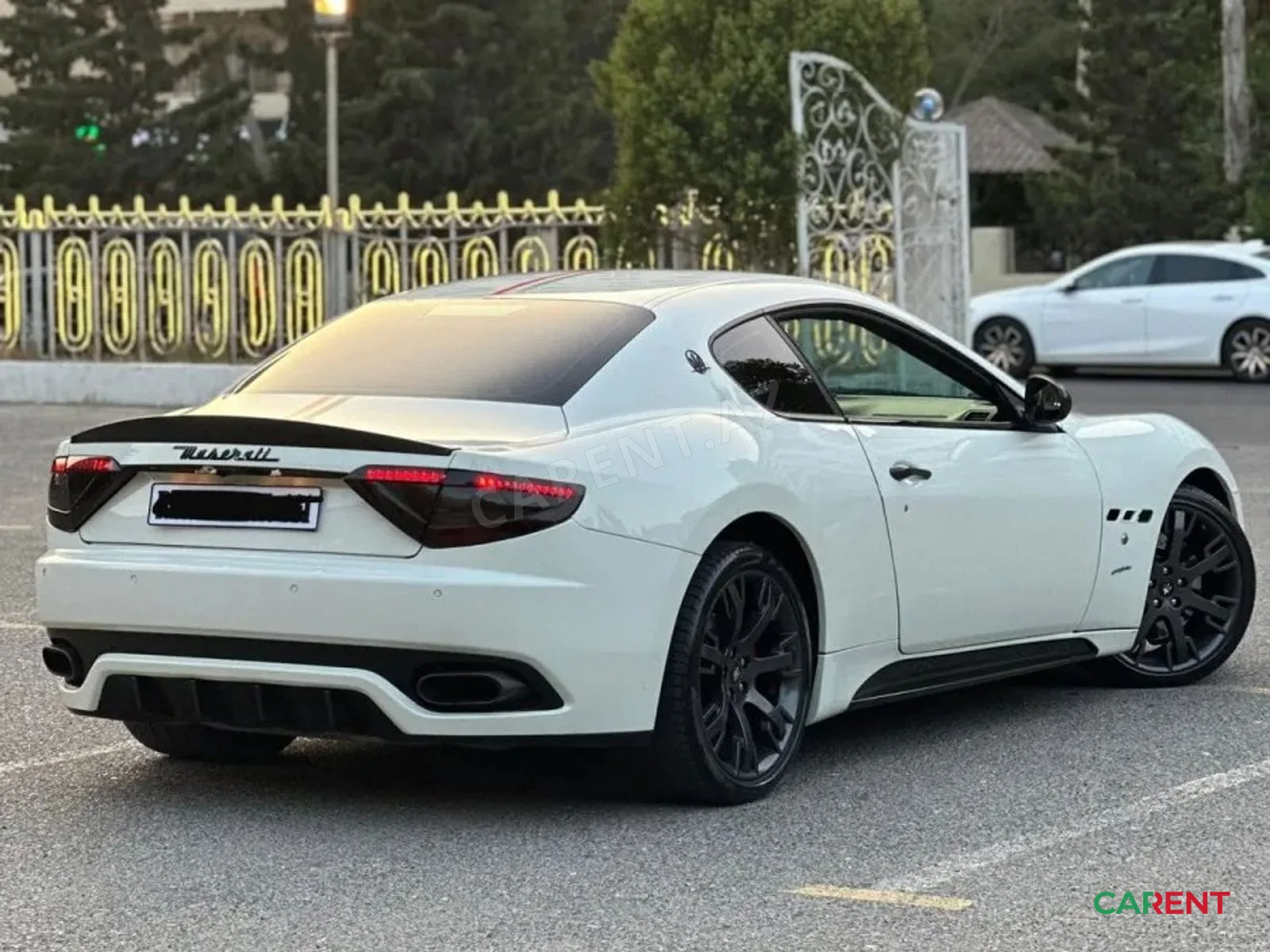 Maserati GranTurismo S 2016 — rent a car Bakı